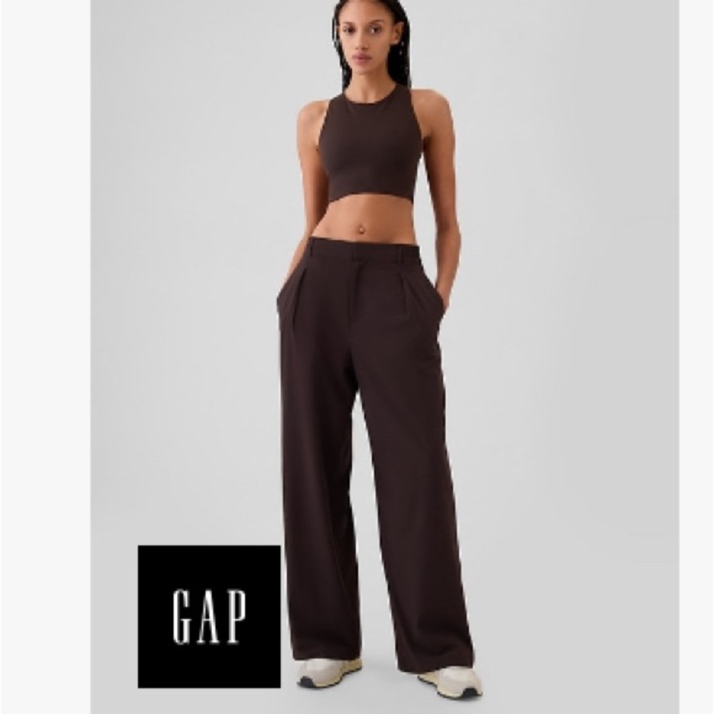 GAP Fit High Rise Runaround Trousers - Brown
